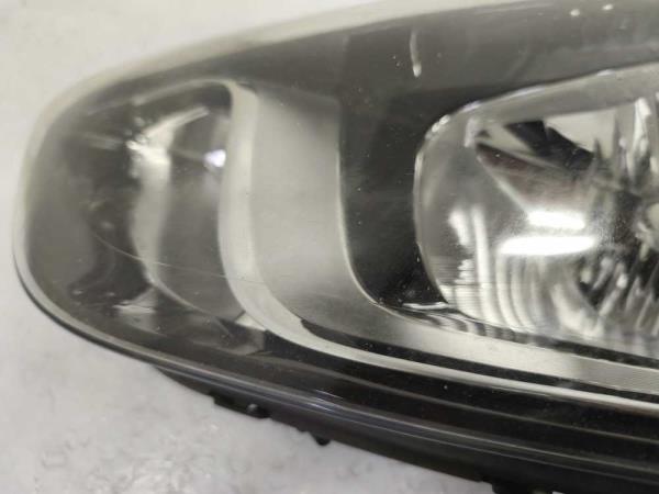 PHARE GAUCHE HYUNDAI - Vue 5